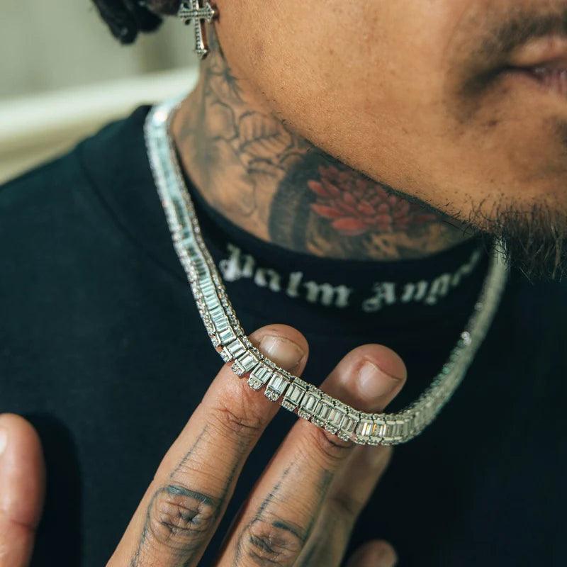 Essential Tips to Keep Men's Jewelry Shiny and New