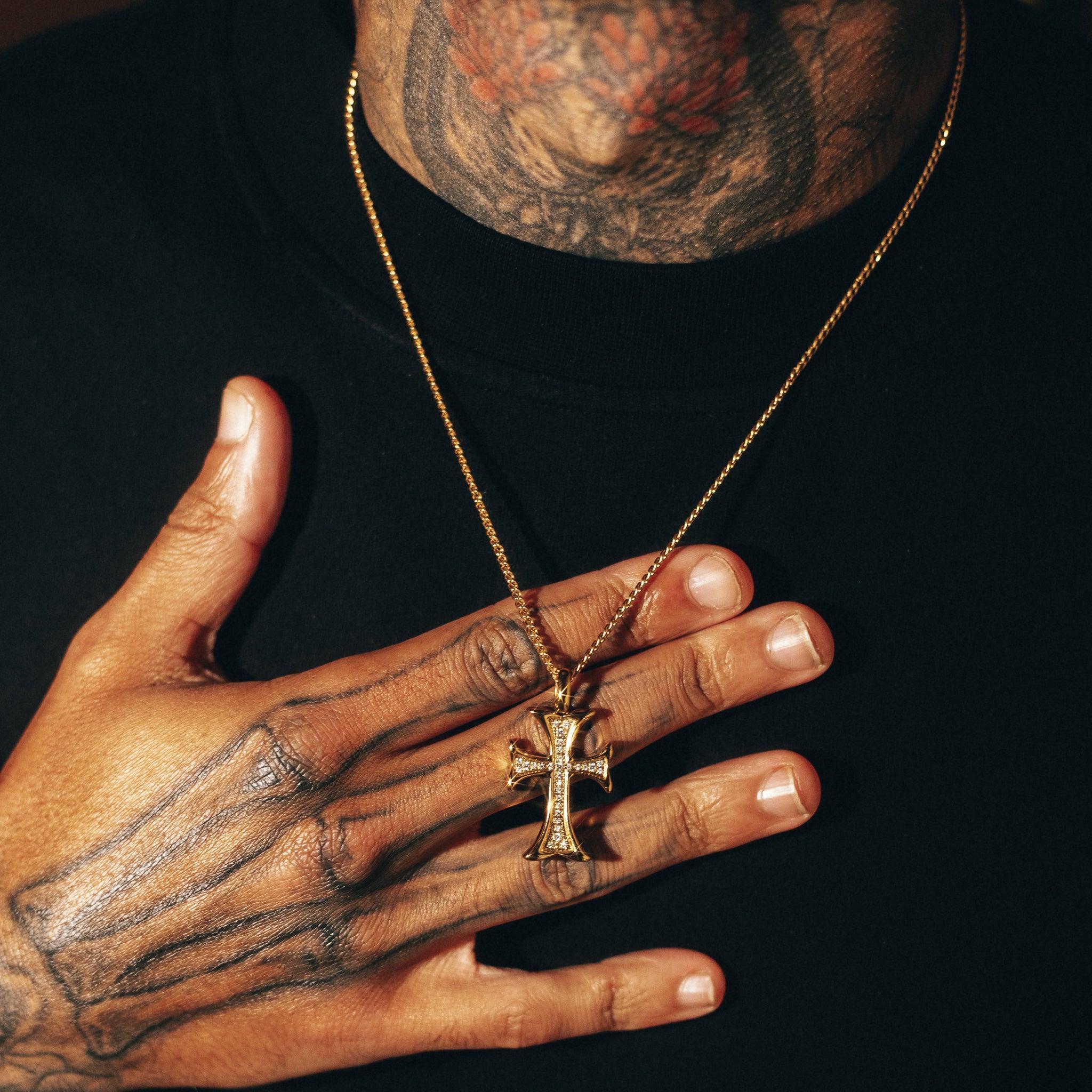 How to Identify a Real Men's Gold Pendant