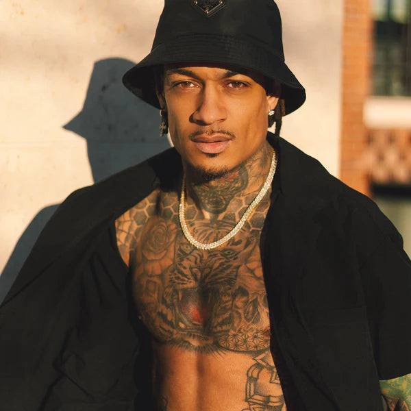 Hottest Men's Jewelry Trends for 2024