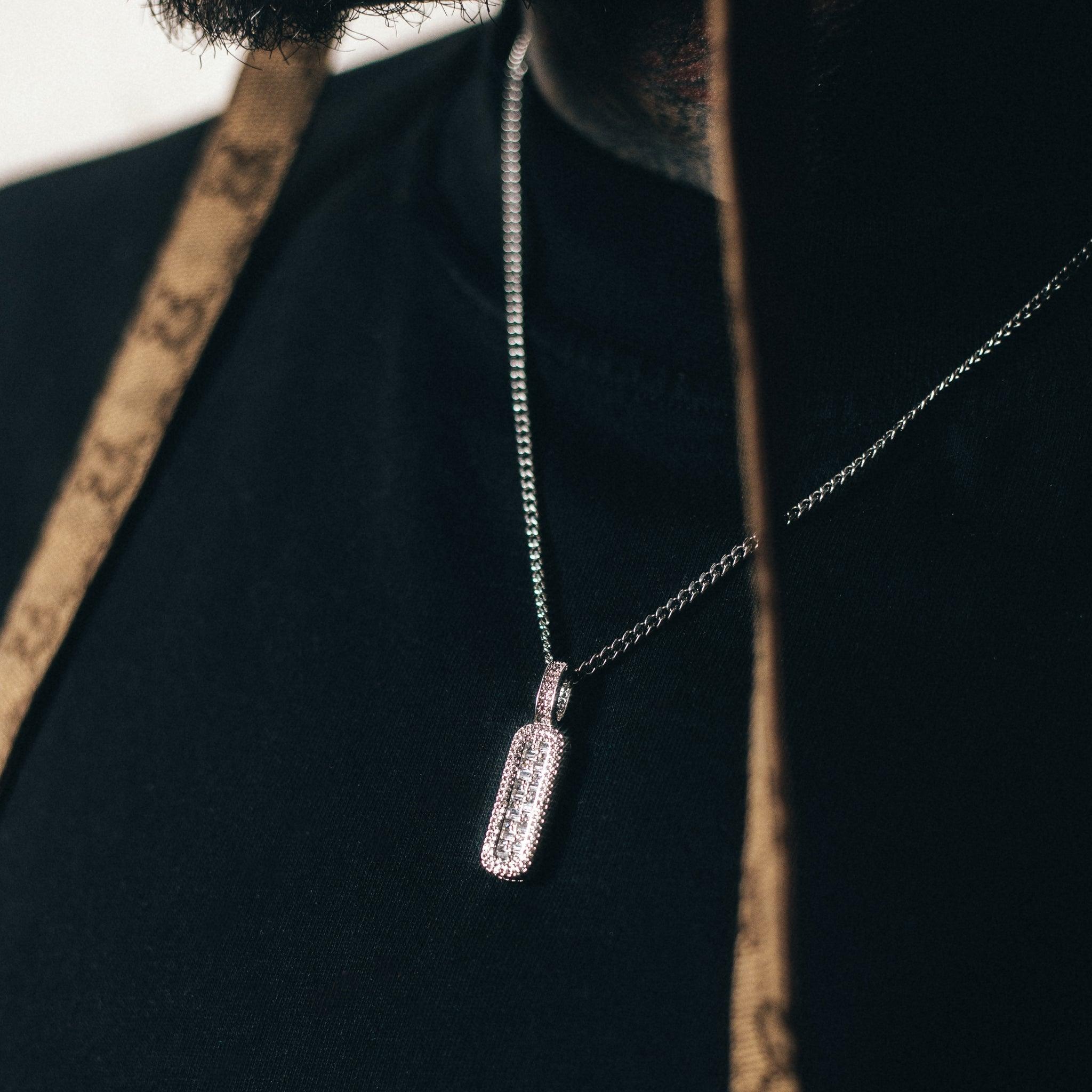 Trending Necklace Designs for Men This Year