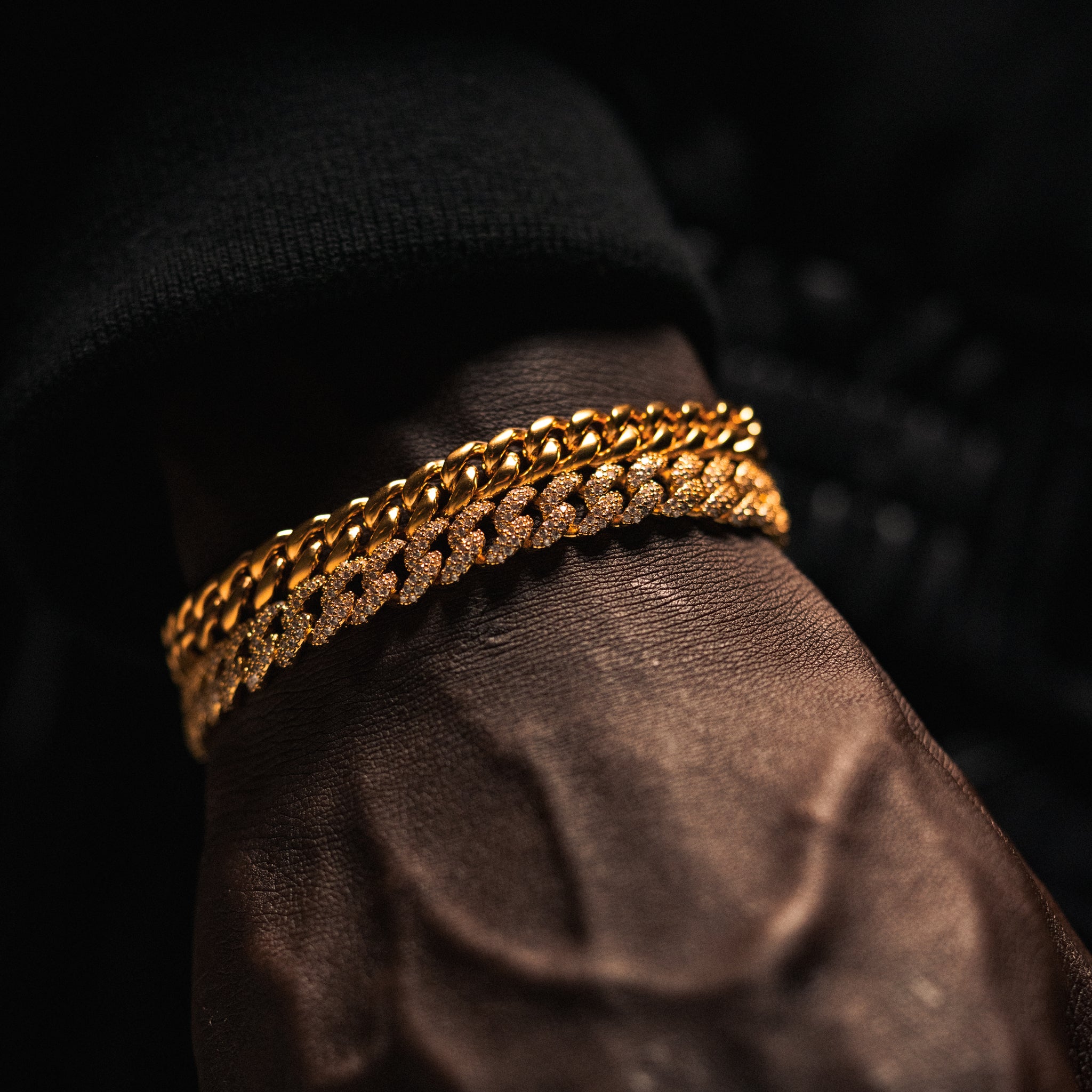 Pavé Cuban Bracelet (8mm) - Gold