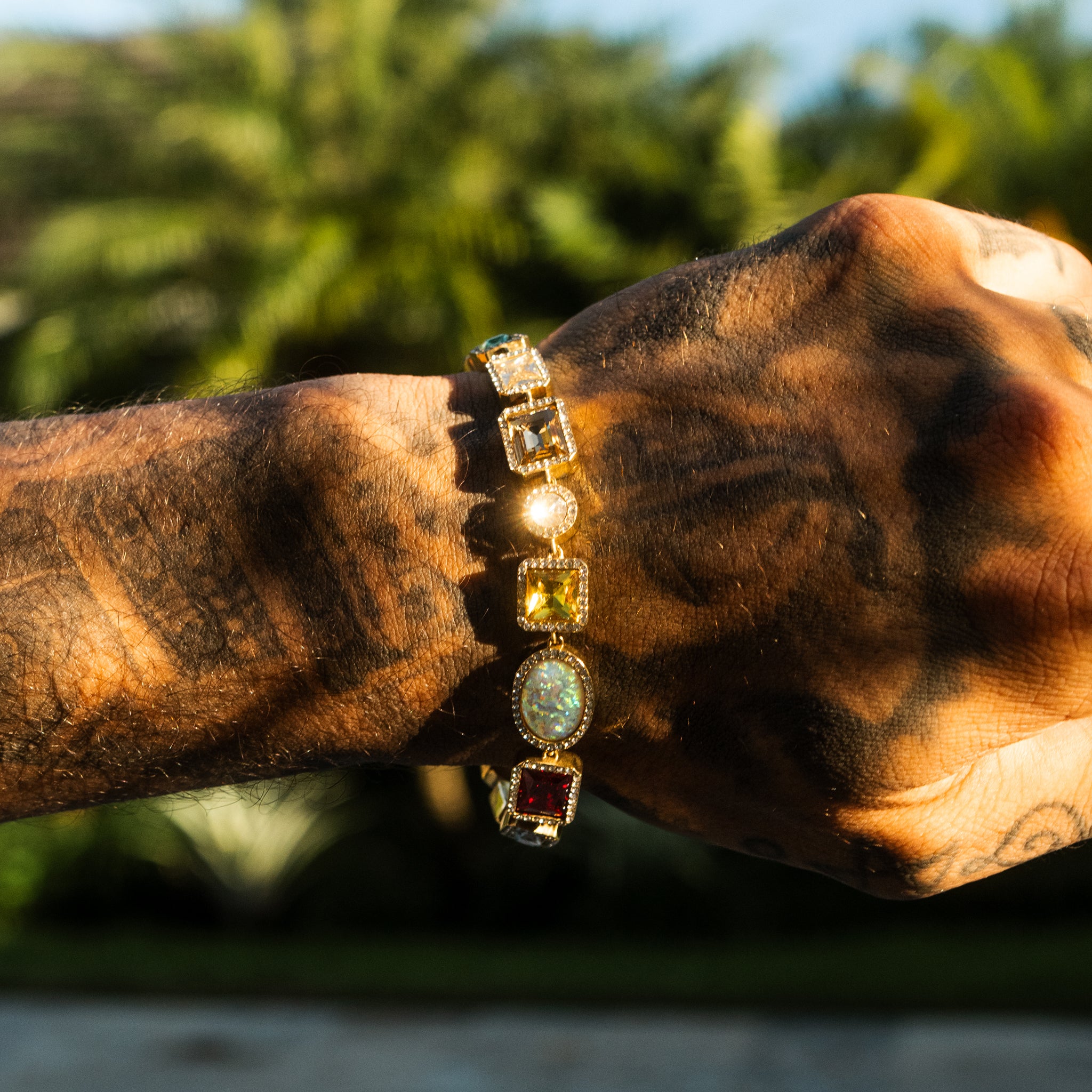 Motley Gemstone Bracelet - Gold