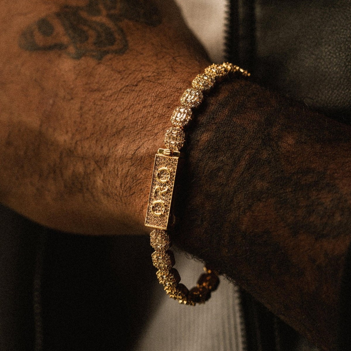 Elevaro Tennis Bracelet - Gold