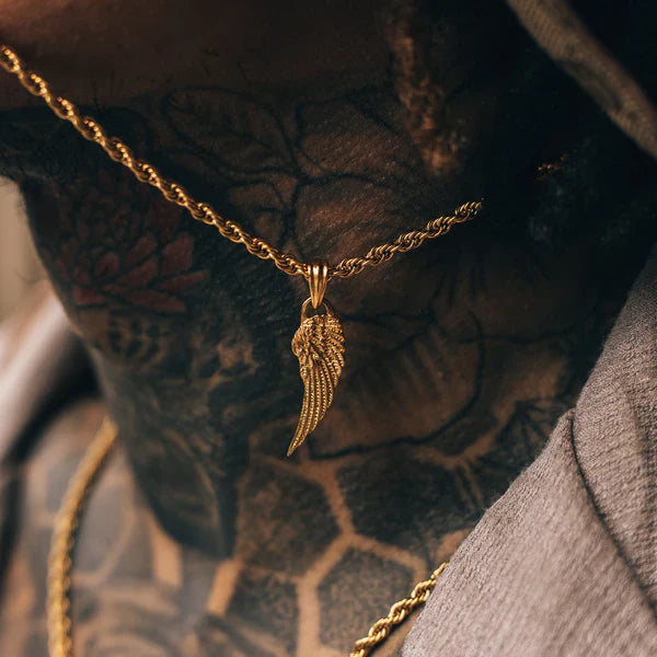 How to Clean and Polish Men's Jewelry Pendants at Home