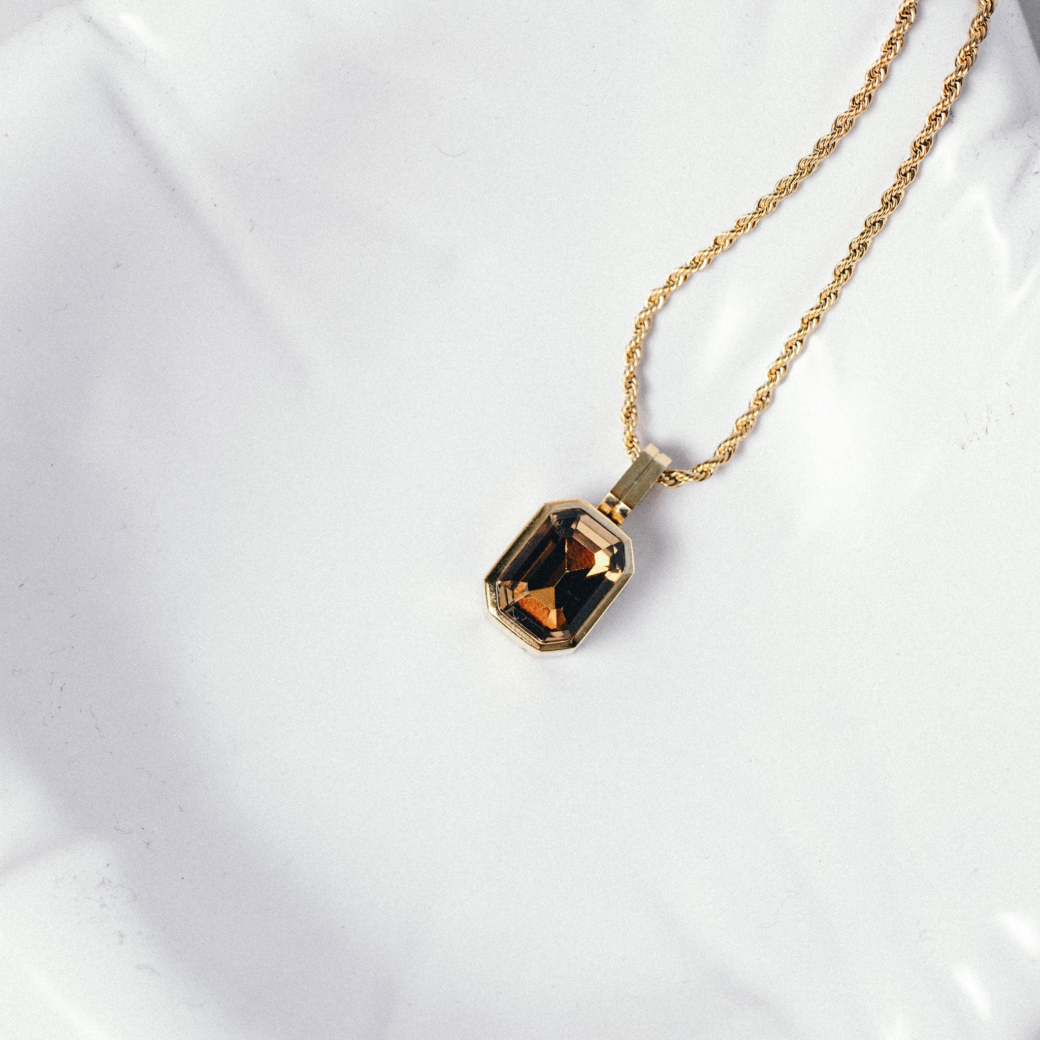 Cognac Vitesse Gemstone Pendant - Gold