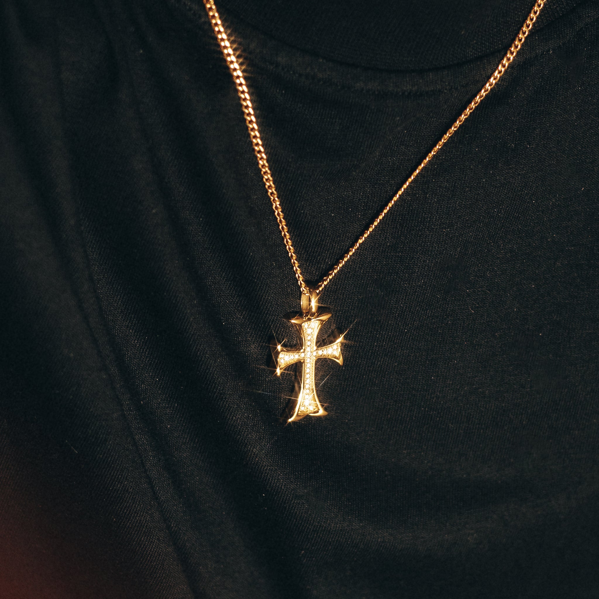 Cathedral Cross Pendant - Gold