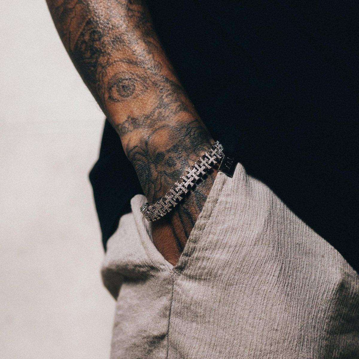 Cathedral Cross Bracelet - Silver