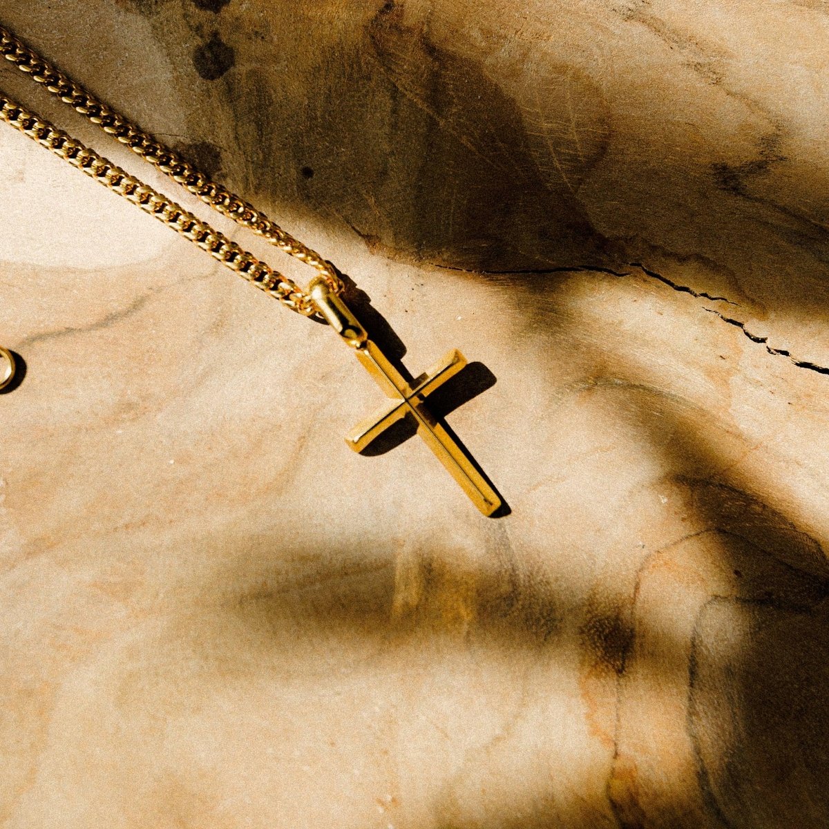 Classic Cross - Gold