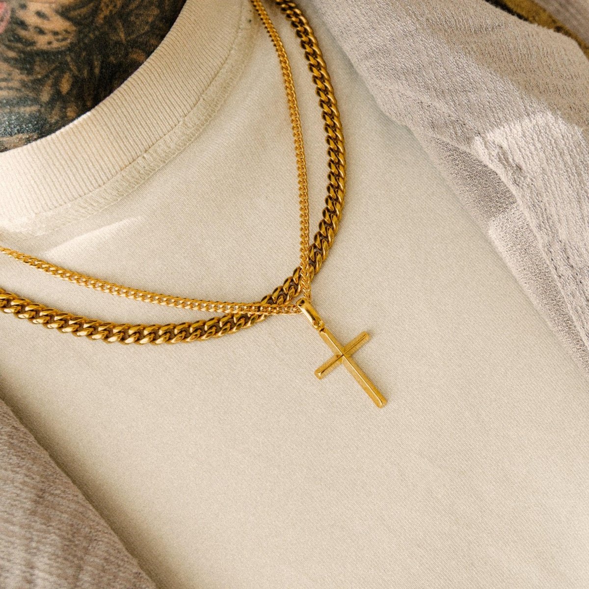 Classic Cross - Gold