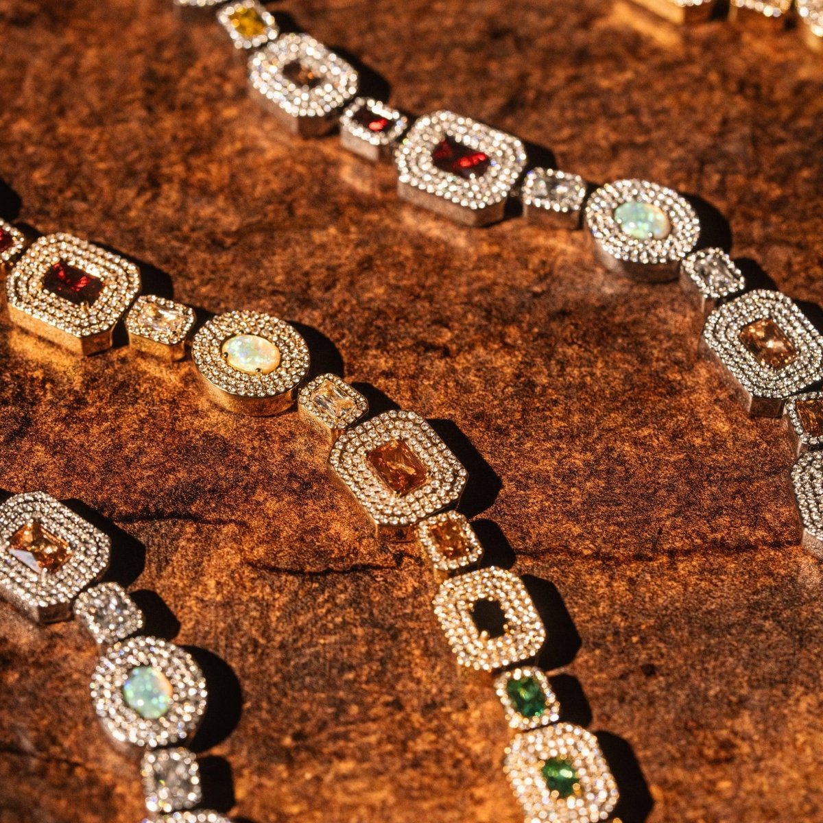 Echelon Gemstone Set - Gold