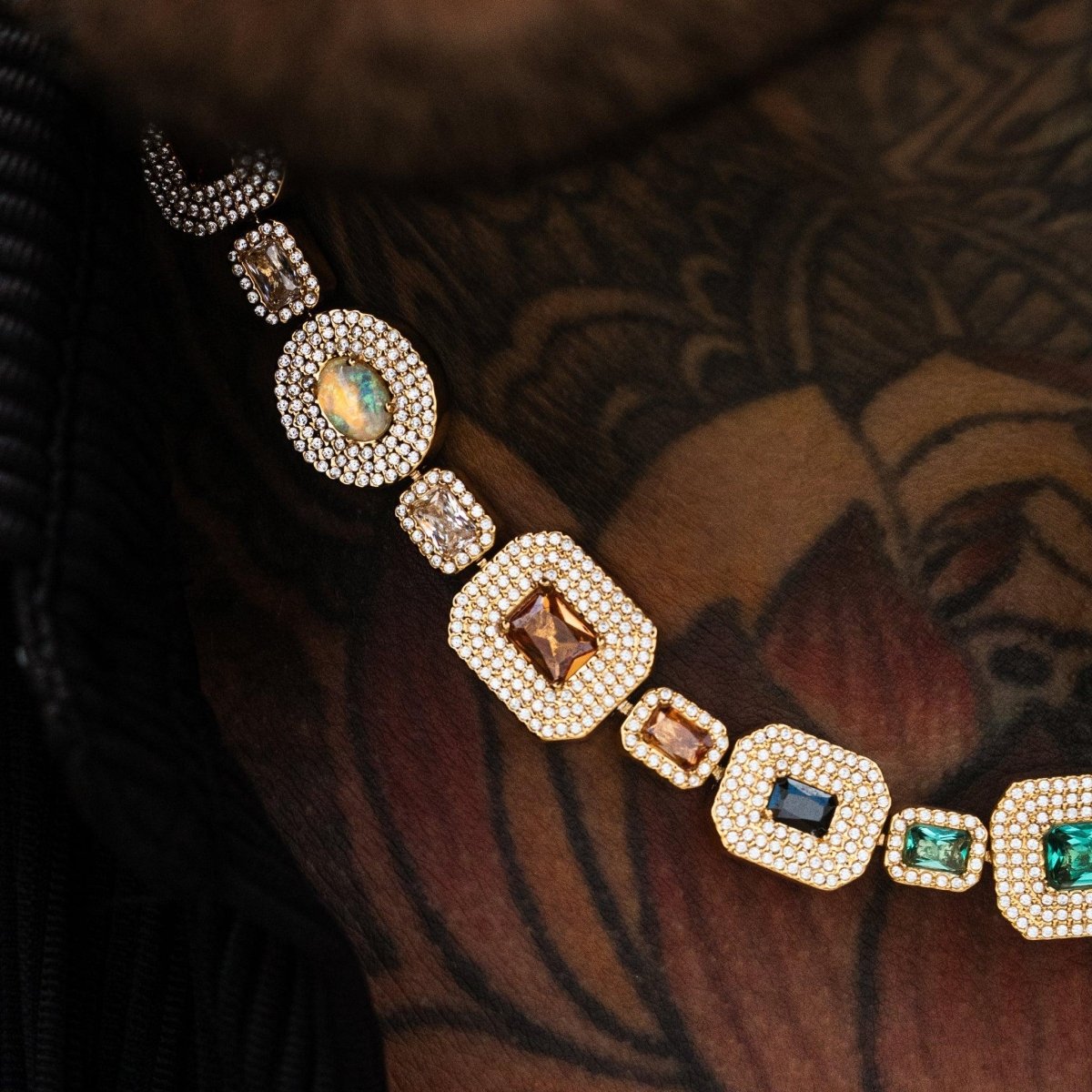 Echelon Gemstone Chain - Gold