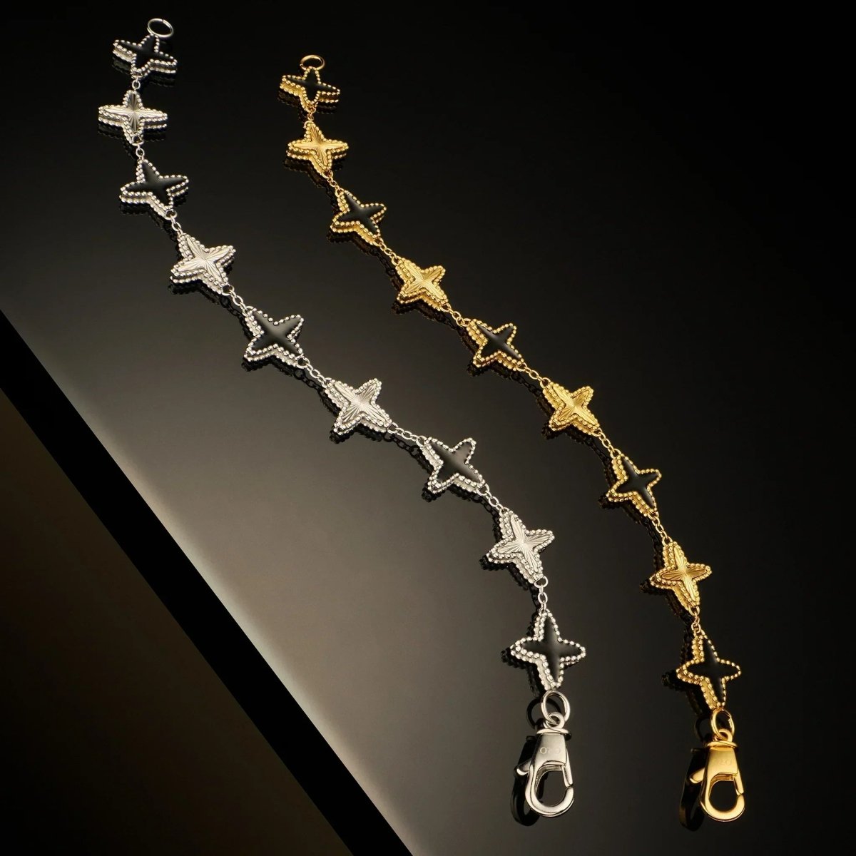 Onyx Clovero Bracelet - Gold